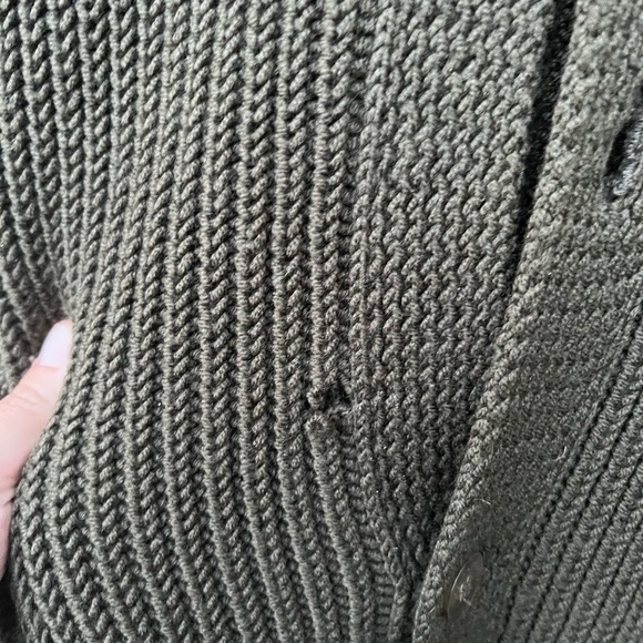 Brooks Brother’s Extra Fine Merino Wool Chunky Thick Knit Men's Olive Sweater XL - Picture 2 of 5